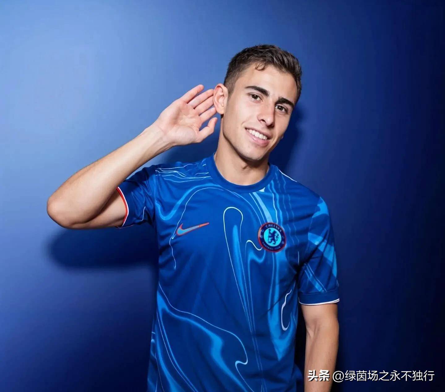 法国杯加时末段再迎强敌；切尔西战术微调；主帅态度——更衣室稳定；更衣室氛围转暖的简单介绍