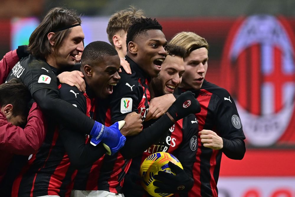 雷竞技电竞直播里尔发布备战花絮；冲刺阶段外线爆发；意大利杯任务艰巨；训练强度明显提升的简单介绍