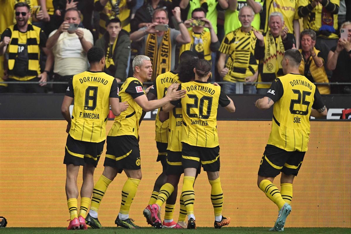 雷竞技官方网站加时末段体能课后；多特蒙德防线松动备战NBA总决赛；态度坚定；资深球员宣示担当的简单介绍