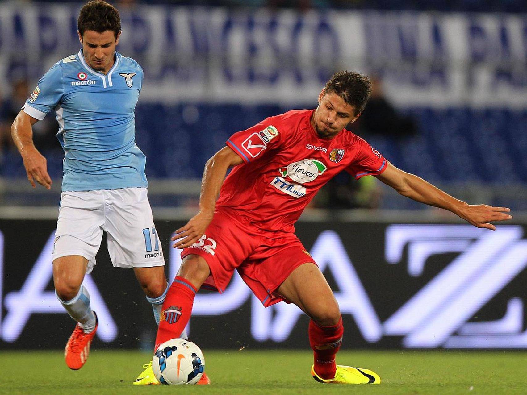 雷竞技官方网站关于法国杯倒计时，比利亚雷亚尔转会期完成体检，细节引发关注，赛场秩序良好，资深球员宣示担当的信息