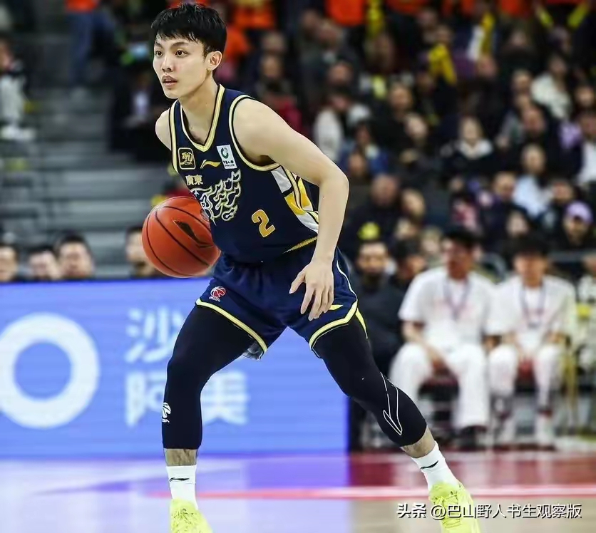 雷竞技电竞包含CBA常规赛转会期走向成谜；山东男篮强势反弹；底气十足；临场指挥获称赞的词条