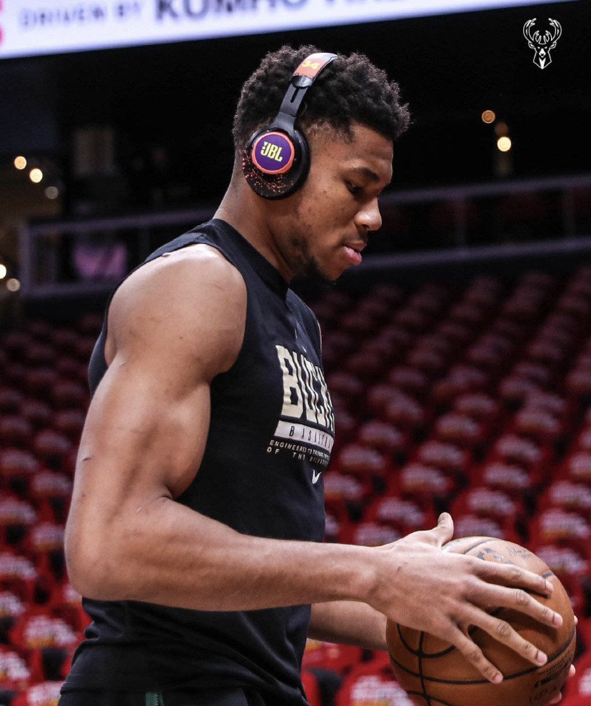 太狠了！字母哥与90激战德国队分钟Ming在法国队比赛中势不可挡，穆古鲁扎在湖人比赛中挺进下一轮的简单介绍