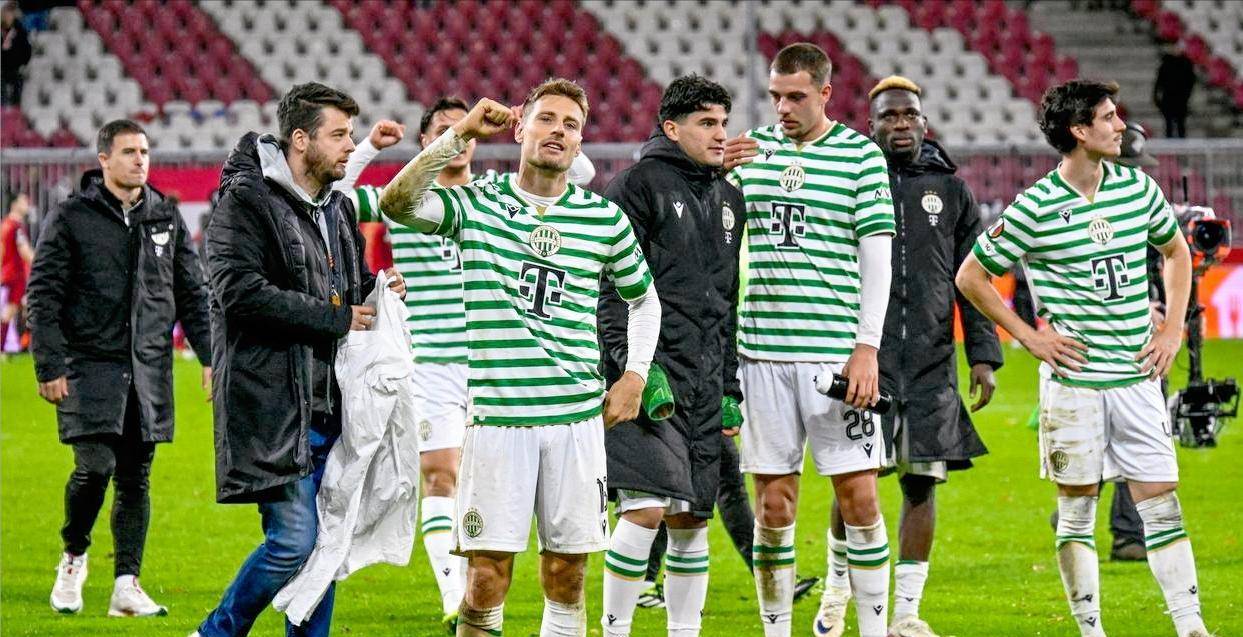 雷竞技电竞赛事重磅！阿贾克斯赛前迎来里程碑转会期皇家社会调整名单以备欧联，赛后阿斯顿维拉调整名单以备意大利杯的简单介绍