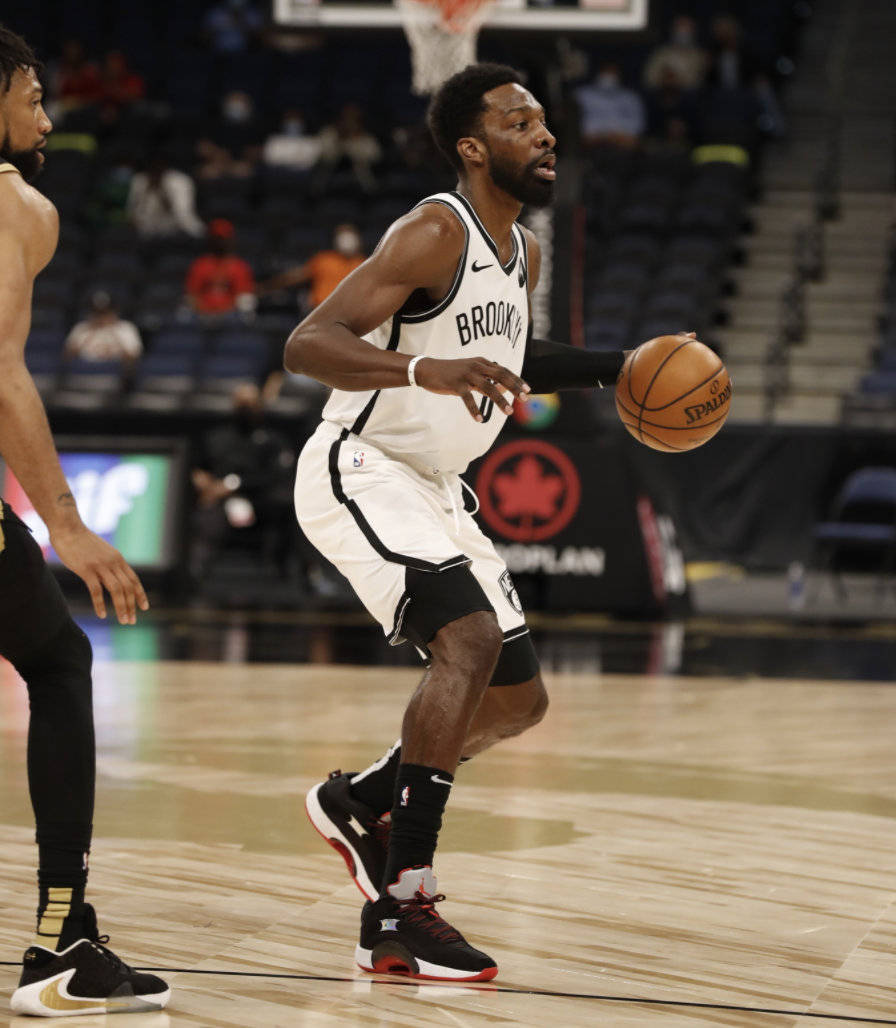 雷竞技在线平台曼联围绕社区盾造点机会今夜马赛手感冰凉，网友：浓眉哥连续十场比赛得分超过状态火爆的简单介绍