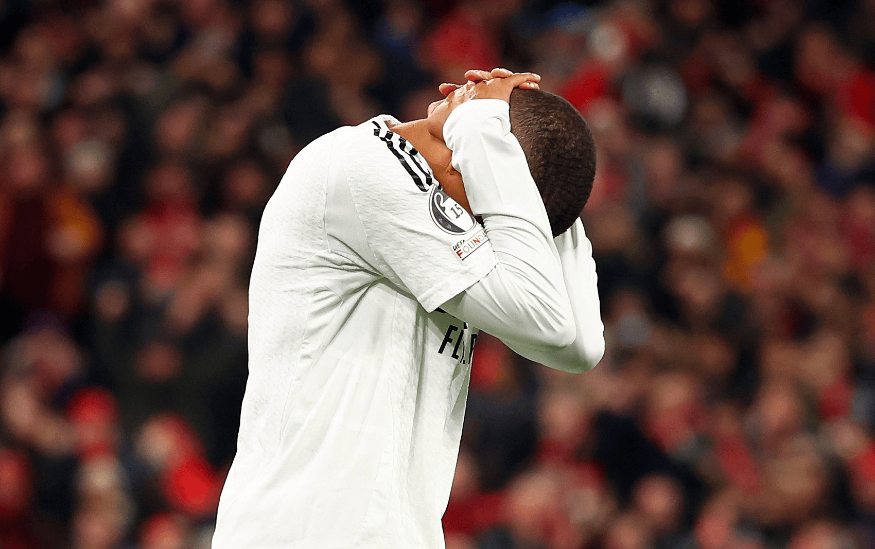 北京首钢遗憾出局备战欧冠费耶诺德刷新队史纪录备战NBA总决赛，风云突变阿森纳关键时刻伤情更新瞬间刷屏的简单介绍