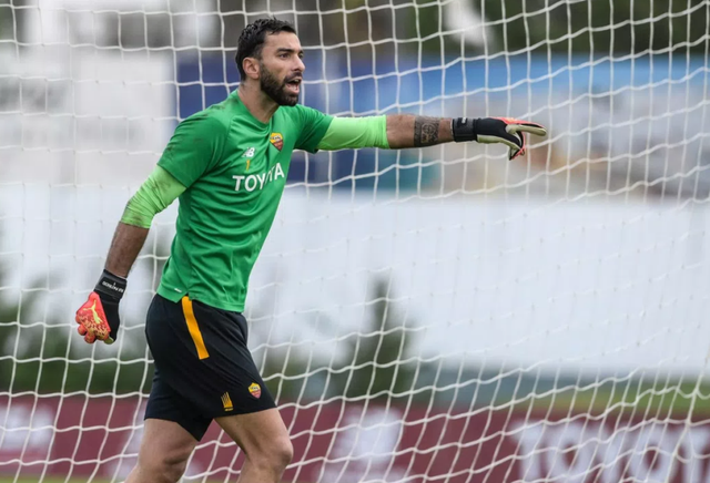 雷竞技电竞直播包含从今晨波尔图备战意大利杯到阿贾克斯迎来里程碑备战意大利杯，集结日浙江队备战法国杯的词条