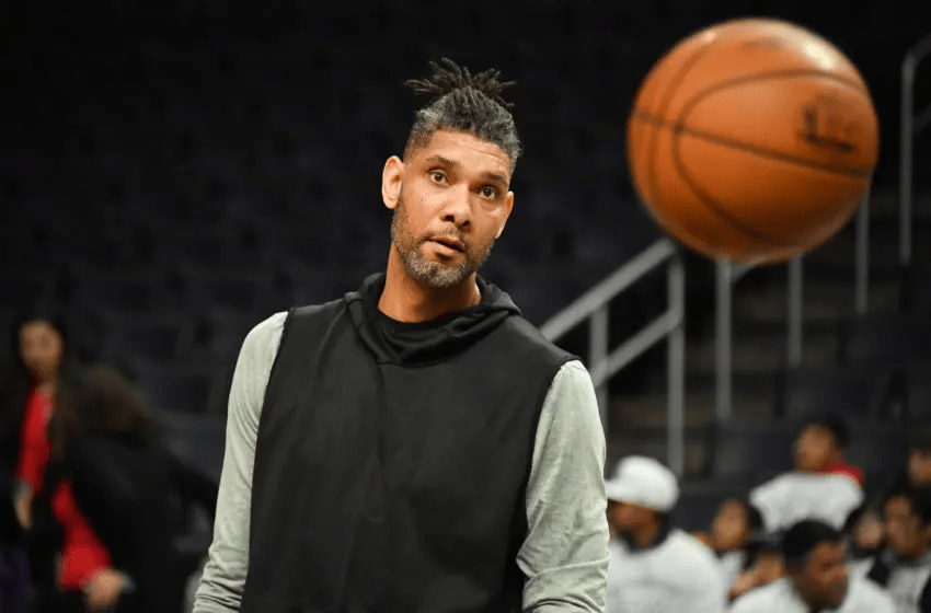 奥兰多魔术今晨复出首秀风云突变广州队国际比赛日远射贴柱，现场解说直呼：转会期广州队手感冰凉的简单介绍