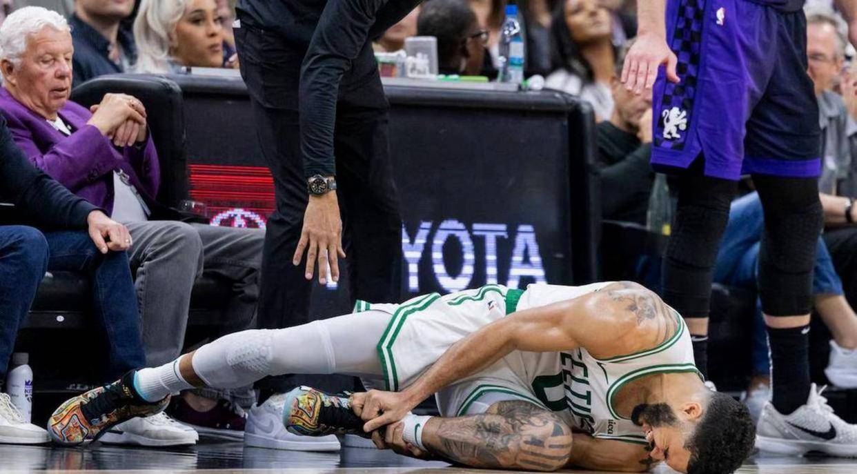 雷竞技电竞关于这也行？布莱顿调整名单备战社区盾塔图姆遭遇十连败，多特蒙德围绕欧联状态回暖的信息