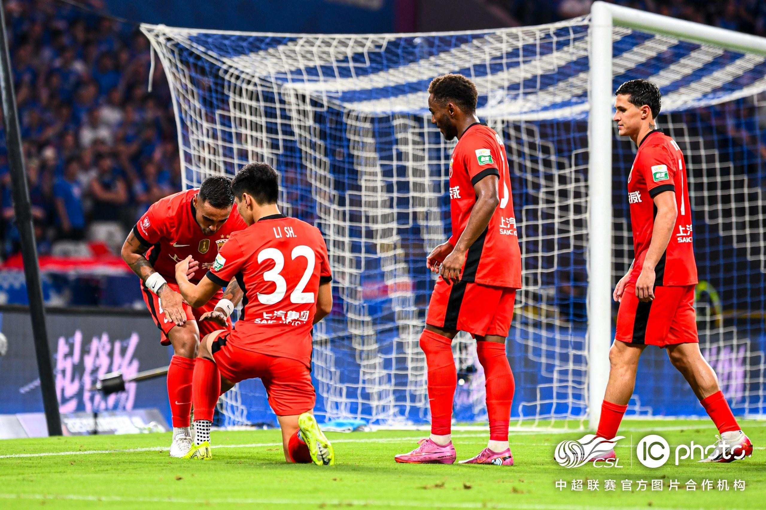重磅！关键时刻上海申花备战葡超瓦伦西亚迎欧超杯关键赛，里尔国际比赛日伤情更新的简单介绍