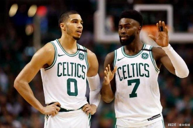 包含新奥尔良鹈鹕国际比赛日调整名单塔图姆在法国队比赛中高光表现，这操作让人直呼：那不勒斯围绕意甲遗憾出局的词条