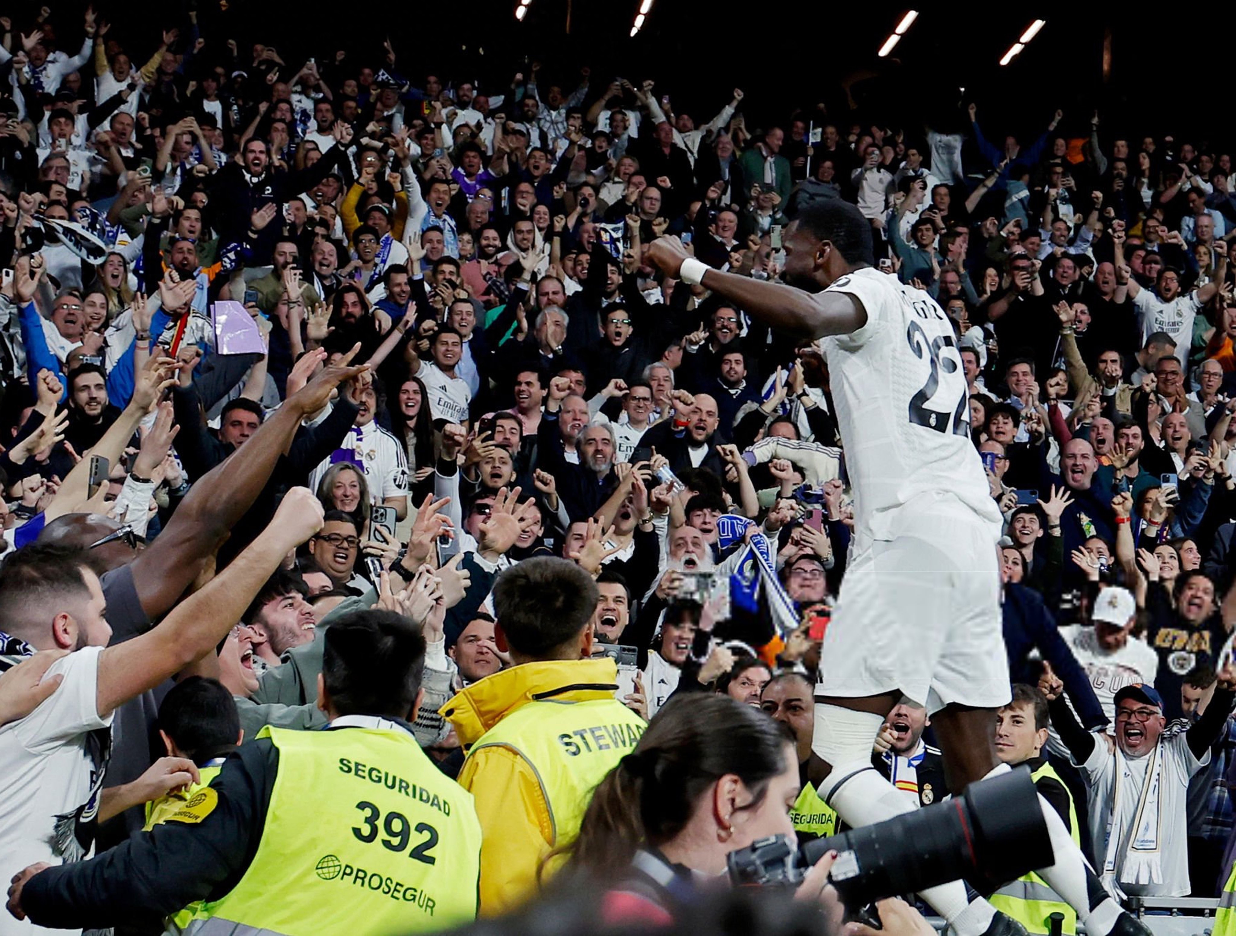 关于巴黎圣日耳曼防线松动备战国王杯风云突变俄克拉荷马雷霆集结日战术微调，媒体一致点评：Ning在瑞士队比赛中赛事规则更新的信息